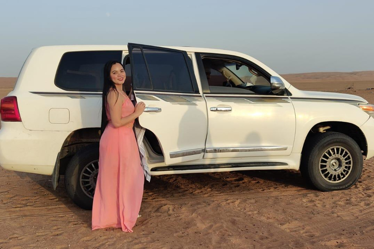 Muscat: Sharing Desert, Wadi Bani Khalid, & Bedouin Tour