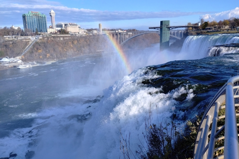 Niagarafälle: Wintertour mit Eintritt in die Cave of the Winds