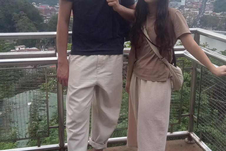 The Best Kandy Tuk-Tuk city Tour with a Professional Guide