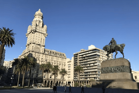 Montevideo : Highlights Walking Tour With A Guide Montevideo : 3 Hours Highlights Private Walking Tour