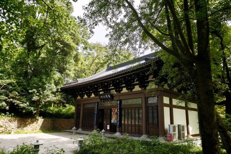 Suzhou: Hangzhou Nine Creeks & Longjing Tea Village Trip