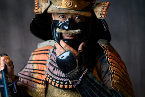 Kanazawa: Samurai Armor Experience with Professional Photos