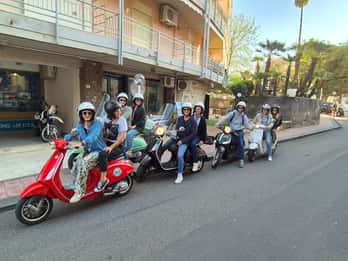 Tour in Vespa panoramico di Taormina, Castelmola e luoghi serie White Lotus