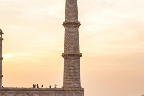 From Delhi: Taj Mahal Sunrise, Agra Fort & Akbar’s Tomb Tour Private Live Tour Guide only