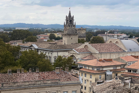 Avignon : visite à pied de l&#039;histoire et de la légendeTOUR D&#039;ANGLAIS