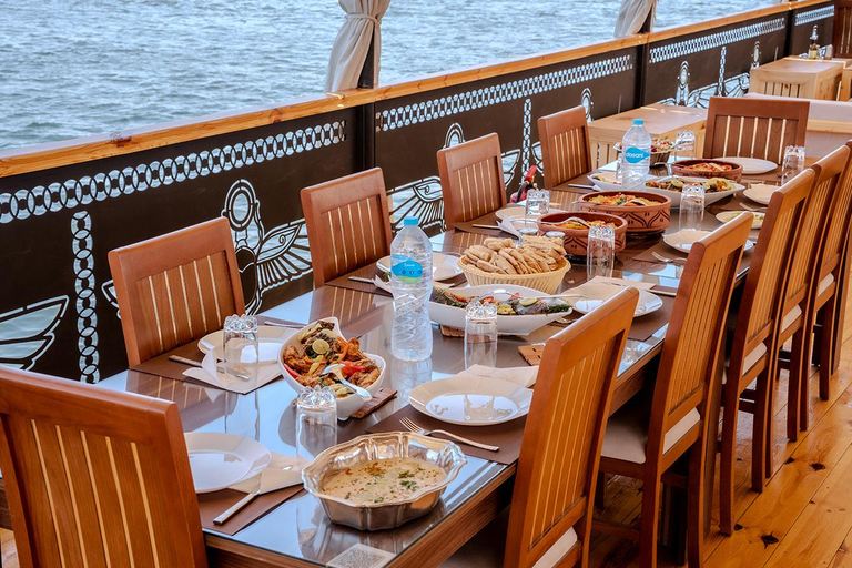 Luxor to Aswan: 6-Day Dahabiya Nile Cruise with Ancient Tour