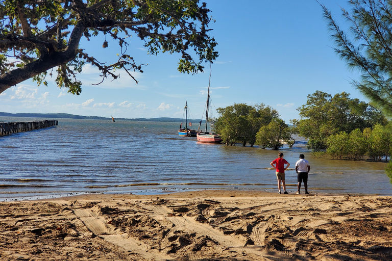 Maputo: Santa Maria, Machungulo private transfer PNM Entry