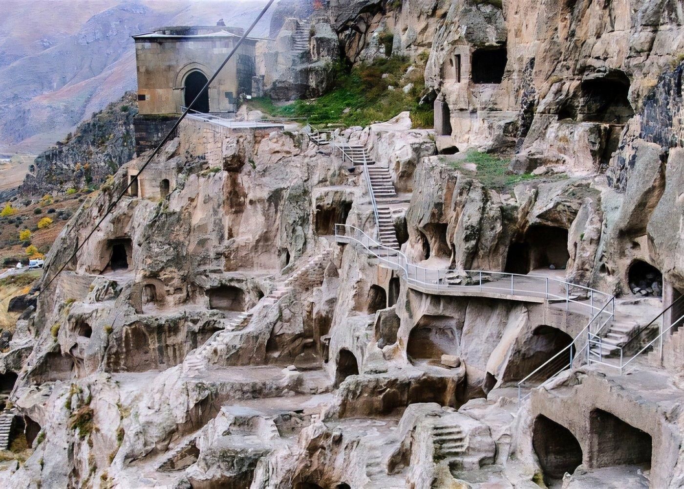 Private Tour ab Kutaissi zu historischen Stätten im Süden