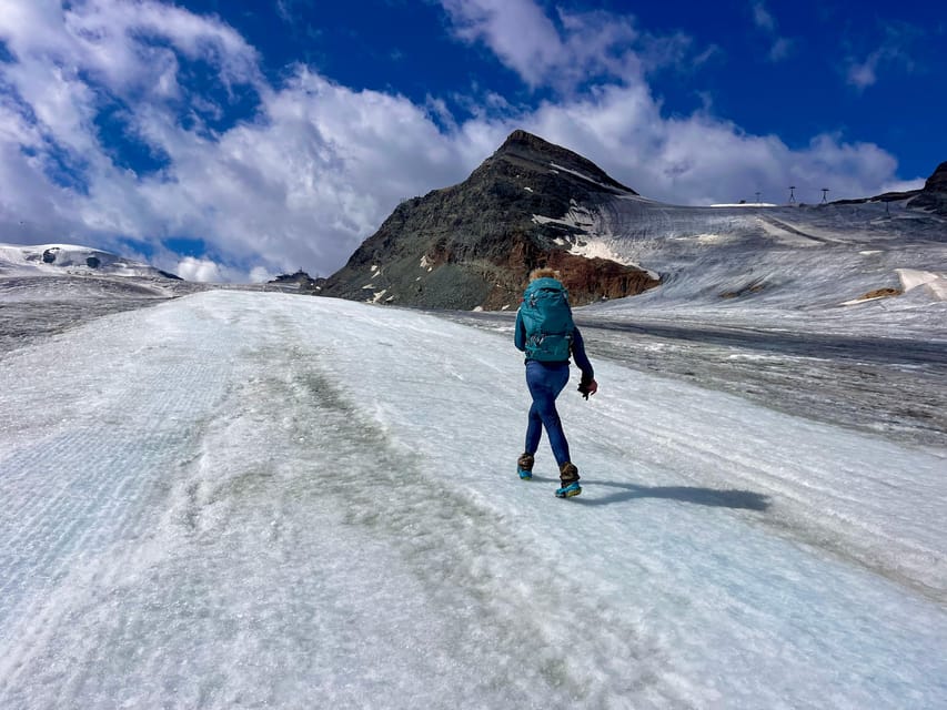 Monte Rosa Trekking Tour - Housity
