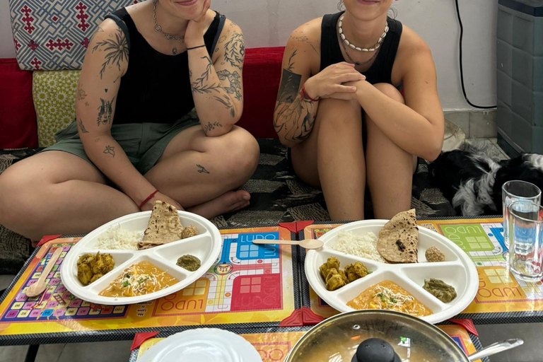 Mumbai: Hands-On Indian Cooking & Masala Chai Experience