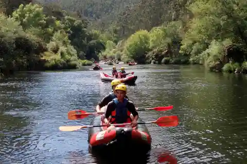 Rio Paiva: Canoagem em Arouca