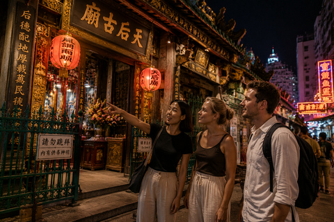 Hong Kong: Yau Ma Tei Night Walking Tour with Local Host