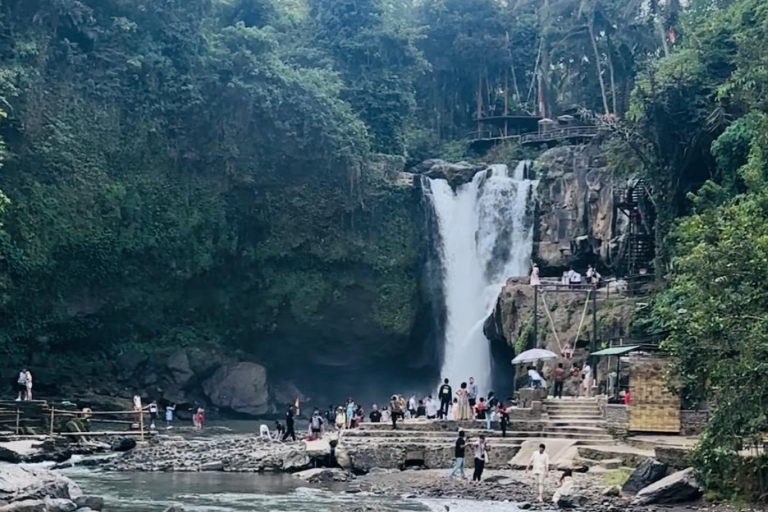 Bali Ubud: małpi las, wodospad, świątyniaBali Ubud: las mongkey, wodospad, świątynia
