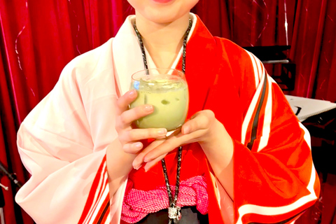 Tokyo: Write your name in kanji! With stamp