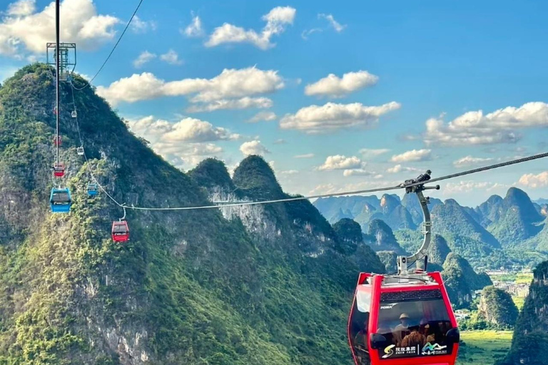 阳朔：天际线山脊、玉龙江和十里画廊阳朔：天际线山脊、玉龙河和十里画廊