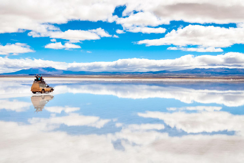 Uyuni: Excursão de 2 dias ao Salar de Uyuni e ao Cemitério de Trens