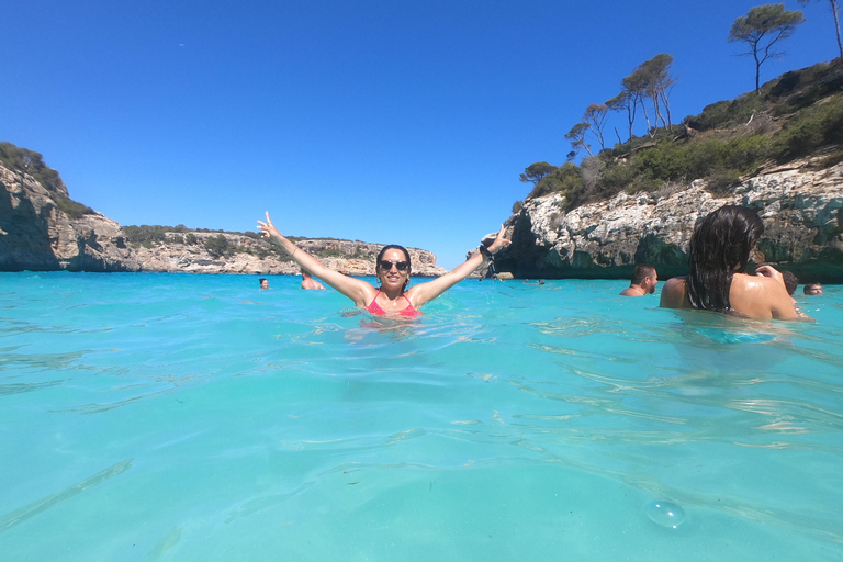 Majorque : Excursion d'une journée à Des Moro, Salmunia et LlombardsDepuis le nord : Mallorca tour Cala Des Moro, Salmunia y Llombard