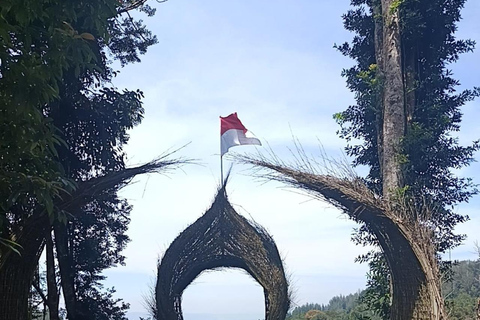 From Jakarta: Situ Gunung Suspension Bridge Day Trip