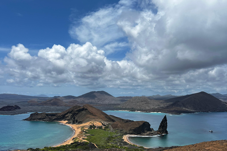 Bartolomé Island: Premium Yacht Experience with Hike and Snorkel