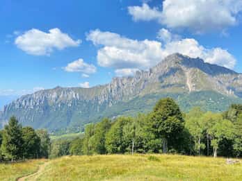 Lac de Côme : randonnée d'une demi-journée dans les montagnes dolomitiques au-dessus de Lecco