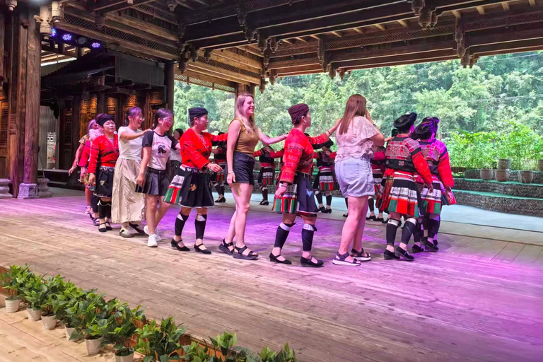 Longji Terraces Tour with Yao Show and Bamboo Chicken Lunch