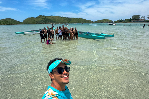 Cabo Frio: Guided Hawaiian Canoe Experience
