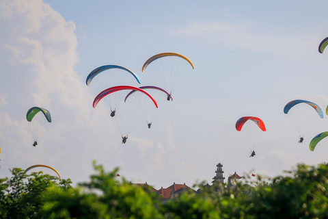 Bali: Nusa Dua Tandem Paragliding with Certified Pilot Tandem Paragliding For Indonesia Nationality/KITAS Holders