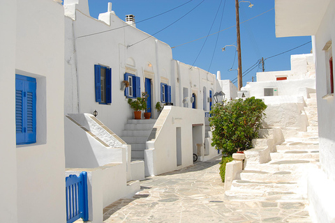 Private Historical Car Tour in Sifnos