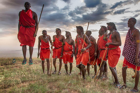 Visita à aldeia Masai saindo de Nairóbi - excursão de um diaVisita à vila Masai saindo de Nairobi Day Tour