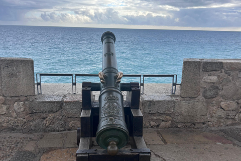 Valencia: Day Trip to Peñíscola. Castle, Old Town, and Game of Thrones Locations Tour Peñíscola from Valencia: Castle and Game of Thrones Locations | Small Group