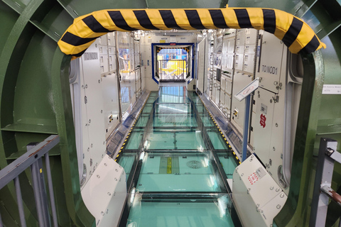 Seattle: Boeing Factory Tour and Future of Flight