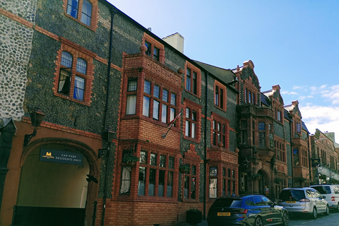 Conwy: Conwy Town Walking Tour with Historic Sights