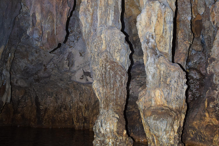 Yogyakarta: Pindul Cave & Puncak Segoro Indian ocean view Yogyakarta: Pindul Cave & Puncak Segoro Indian ocean view