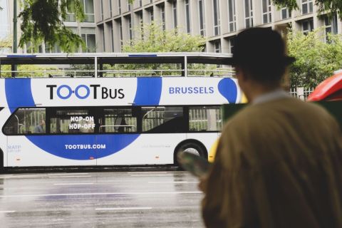 Brussels: Hop-on Hop-off bus Sunset Tour