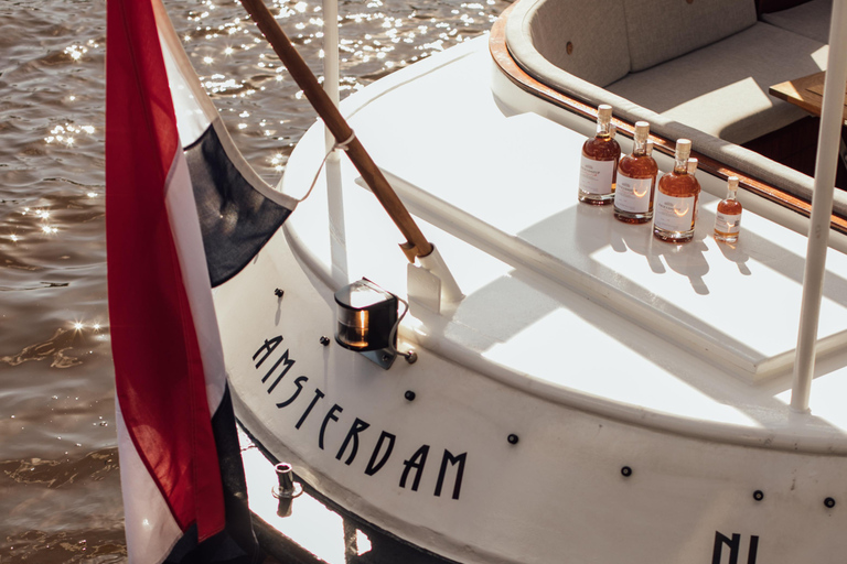 Amsterdam: Moët & Chandon Gourmet Dinner Cruise Amsterdam: Moët & Chandon Gourmet Dinner Cruise