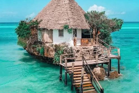 Zanzibar: Privat Jozani-skogen, Kuza-grottan och Rock RestaurantZanzibar: Privat Jozani-skogen, Kuza-grottan och Rock-restaurangen