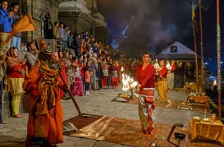 Spirituelle Abendtour in Kathmandu mit Aarati und Kora