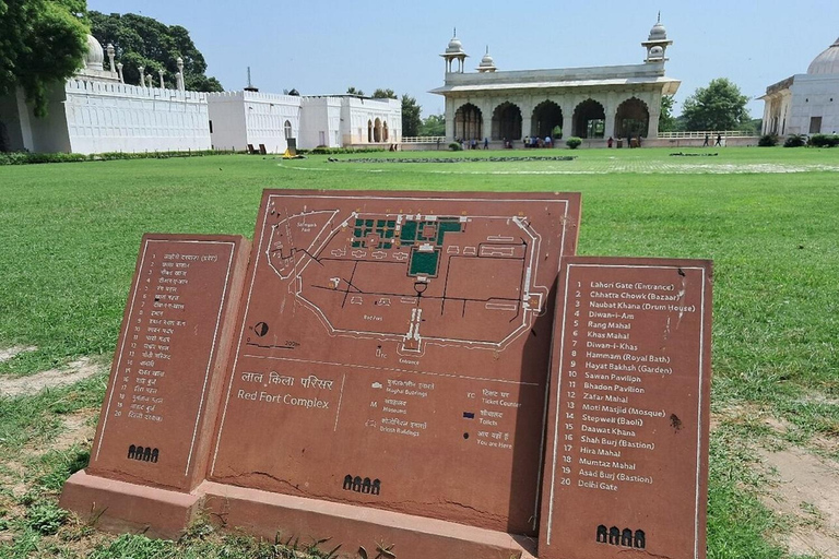 Nueva Delhi: entrada al Fuerte Rojo con guía opcional y recogidaBoleto con guía turístico y recogida y devolución en el hotel