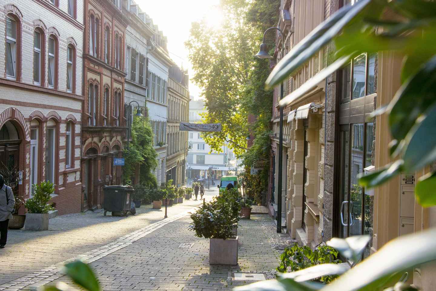 Wiesbaden: Culinary city tour through the Bergkirchenviertel