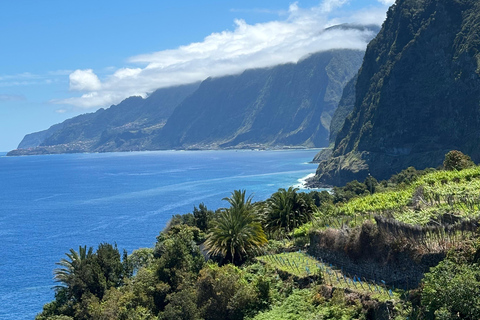 West Jeep tour Madeira: Fanal, Seixal beach, Vulcaninc Pools