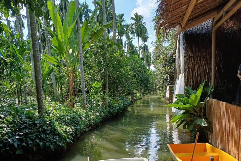 Bangkok: drijvende markt, Wat Sam Phran en cafés tourBangkok: Drijvende markt, Wat Sam Phran &amp; cafés tour