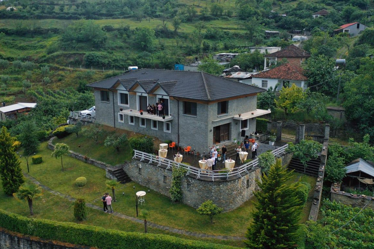 Berat 4x4 Off-Road & Vineyard Wine Tasting