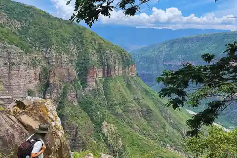 Extreme Trekking by Camino Real: Barichara - Chicamocha Canyon Dia inteiro