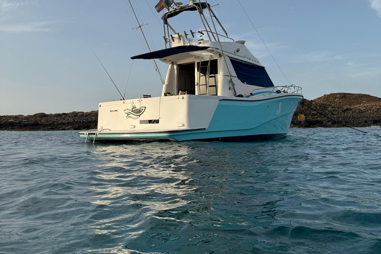 Corralejo: Atlantic Sport Fishing Charter Corralejo: Shared Deep Sea Fishing Charter on the Atlantic