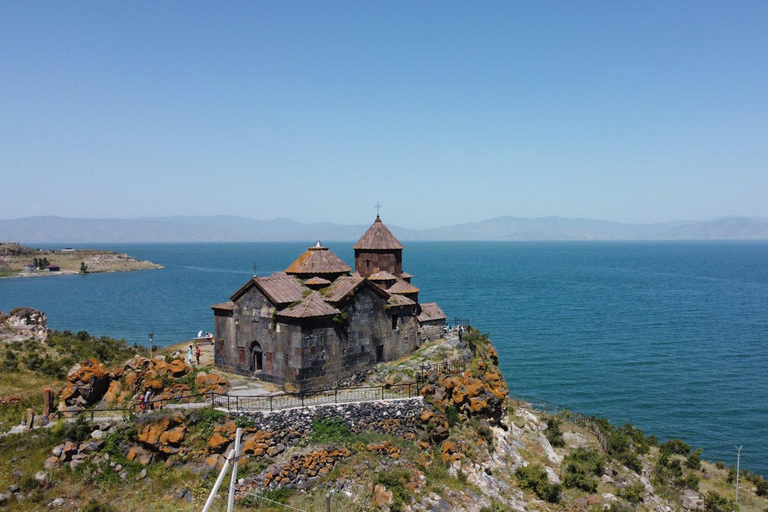 Excursión de un día a Armenia desde Tiflis: Sevan, Dilijan, Ereván