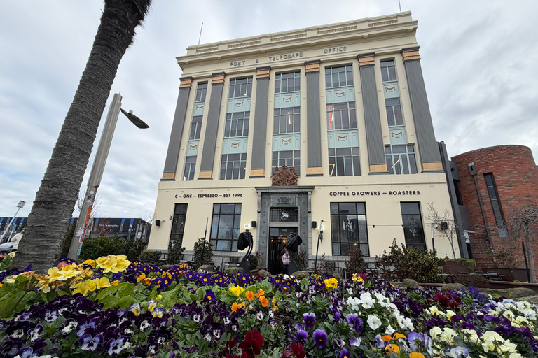 Christchurch: Ultimate Walking Tour with Coffee