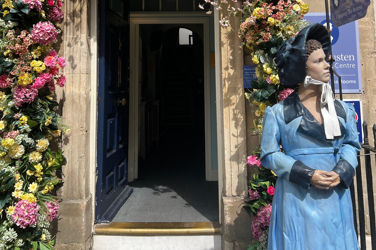 From London: Small Group Travel to Bath Stonehenge Cotswold