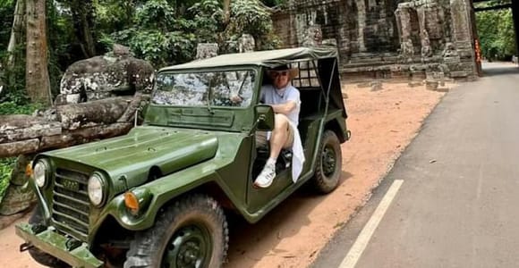 Siem Reap: Angkor Wat & Ta Prohm Half-Day Offbeat Jeep Tour