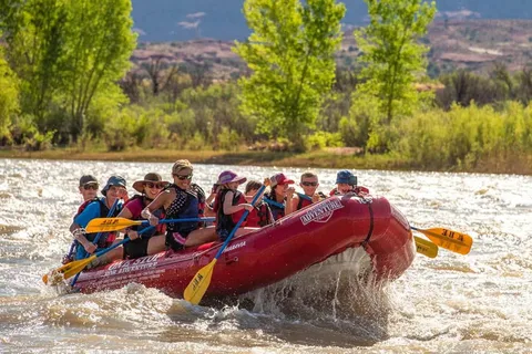 Colorado River: Full-Day Rafting with BBQ Lunch