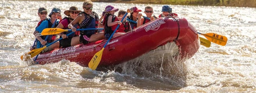 Fleuve Colorado : Journée complète de rafting avec déjeuner barbecue